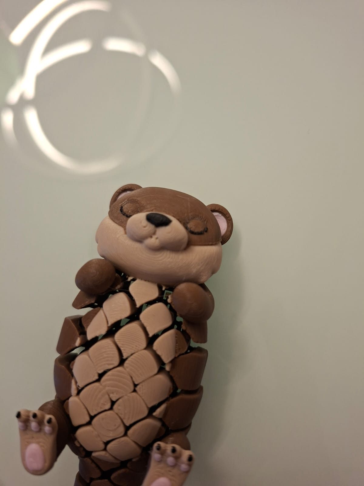 Chaveiro Sensorial Lontra 3D Articulada – 10 cm
